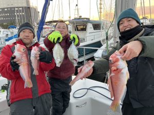 釣果情報🐟2月10日(月)館山🚤